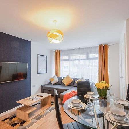 4 Bed House City Centre-Free Parking-2Mins From Station Canterbury Exterior foto