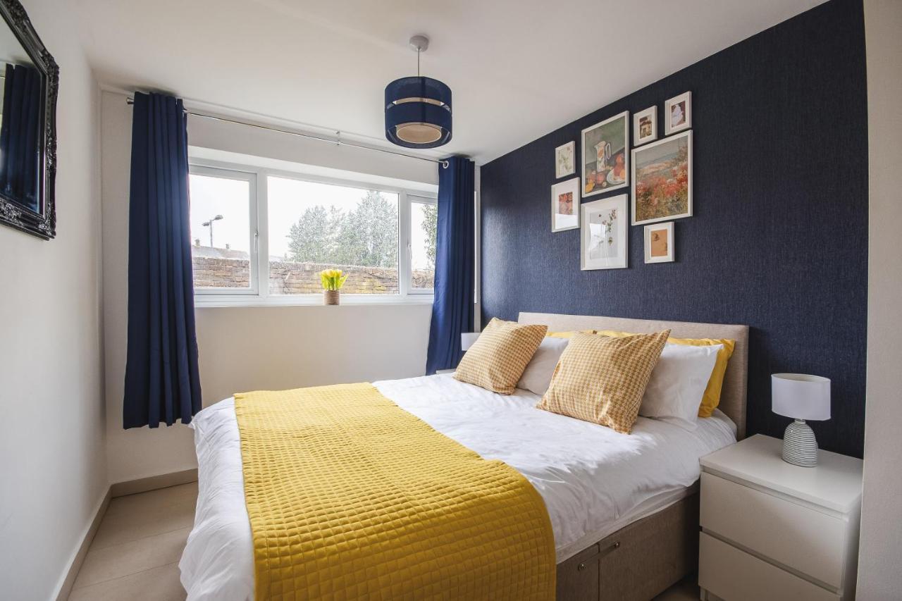 4 Bed House City Centre-Free Parking-2Mins From Station Canterbury Exterior foto